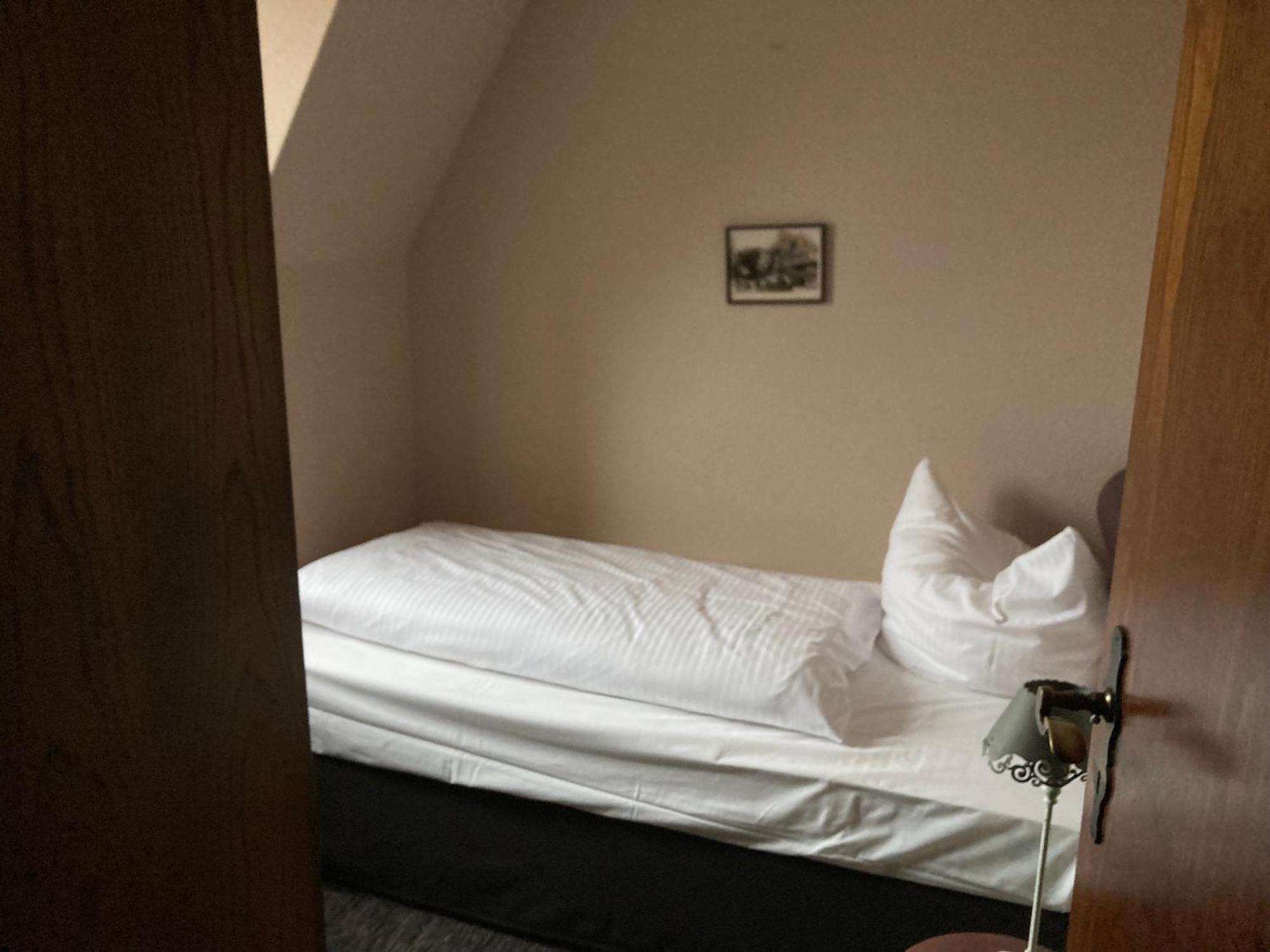 Hotel Schmuckkaestchen Miltenberg Esterno foto