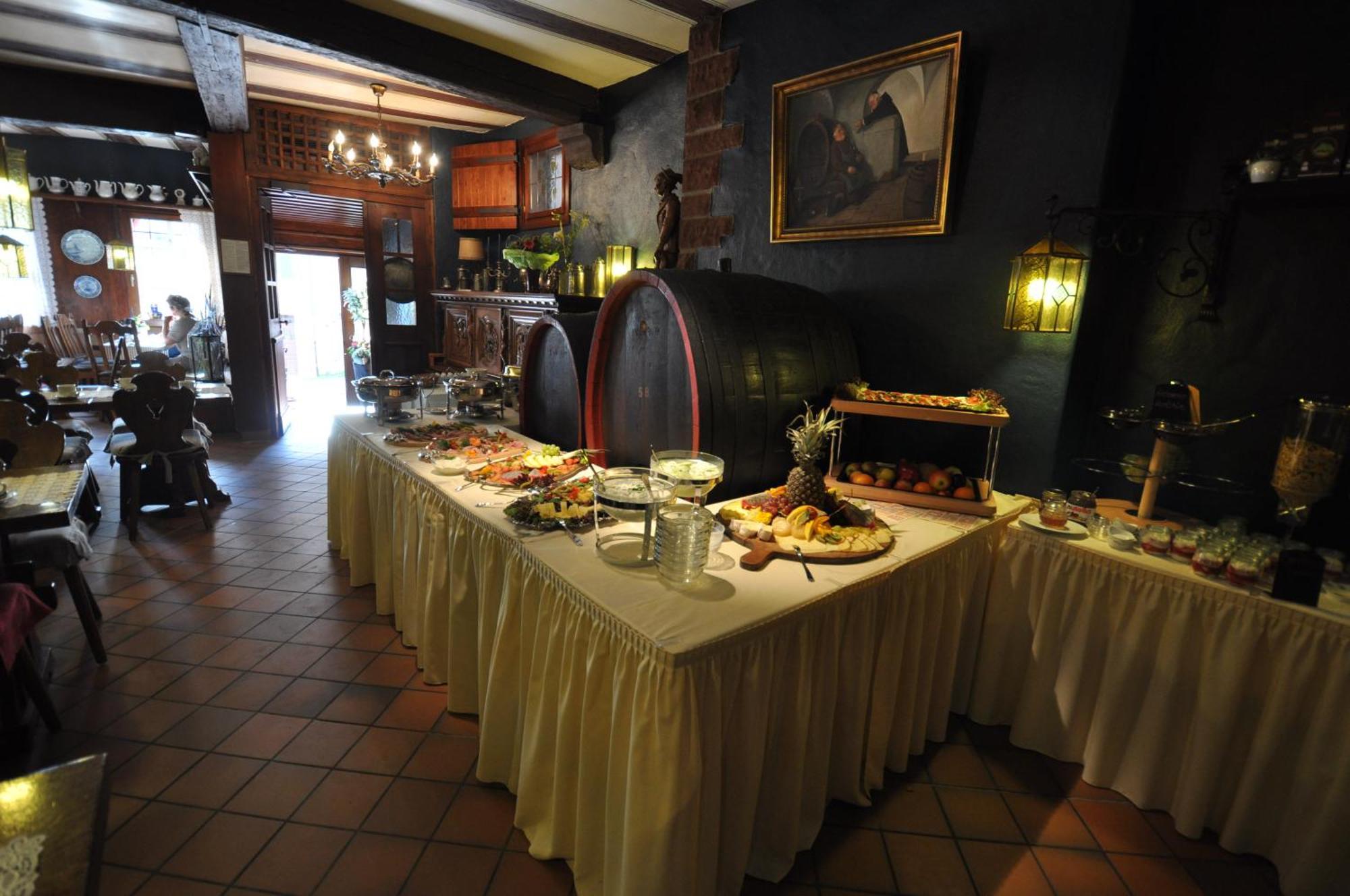 Hotel Schmuckkaestchen Miltenberg Esterno foto